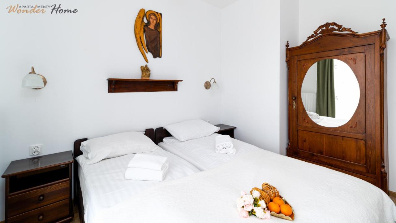 Apartment Wonder Home: Cozy With Private Terrace Near Trails And Slopes Karpacz