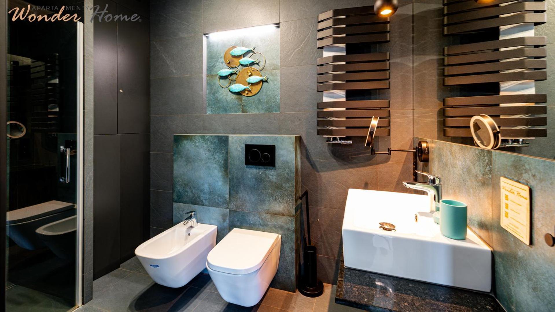 Wonder Home: Cozy With Private Terrace Near Trails And Slopes