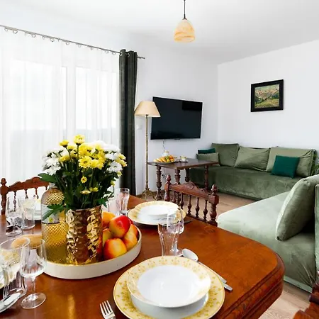 Wonder Home: Cozy Chalet with Private Terrace Near Trails and Slopes Karpacz Exterior photo