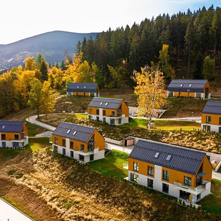 Wonder Home: Cozy Chalet with Private Terrace Near Trails and Slopes Karpacz Exterior photo