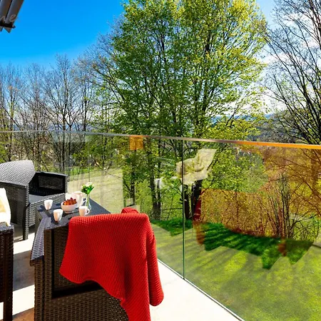 Wonder Home: Cozy Chalet with Private Terrace Near Trails and Slopes Karpacz Exterior photo